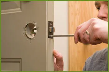 Neighborhood Locksmith Services Indianapolis, IN 317-810-0756 - 13-lock-replace