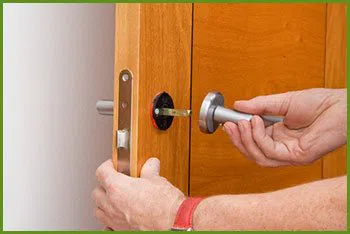 Neighborhood Locksmith Services Indianapolis, IN 317-810-0756 - 14-install-new-Lock